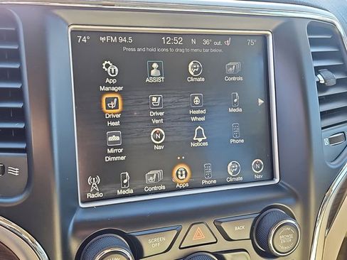 Used 2016 Jeep Grand Cherokee Overland image 17