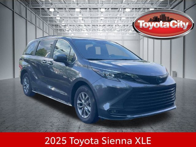 Certified 2025 Toyota Sienna XLE FWD 360° Tour