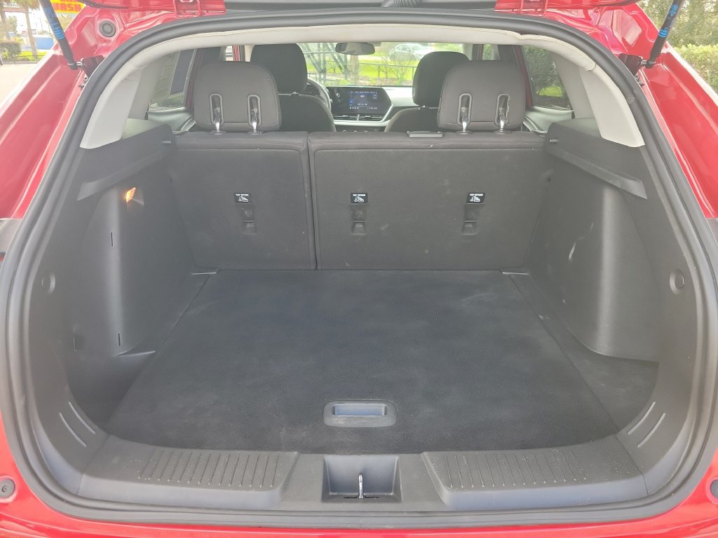 Used 2026 Chevrolet Trax LS FWD image 7