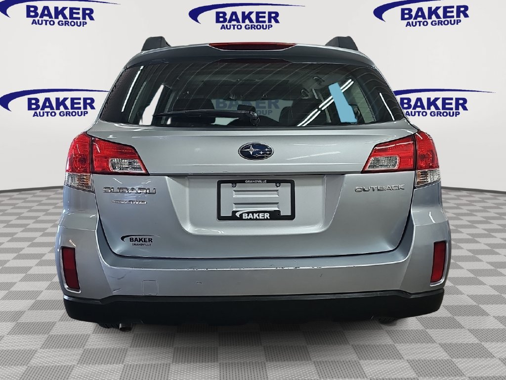 Used 2012 Subaru Outback 2.5i w/ Alloy Wheel Pkg AWD/4WD image 6