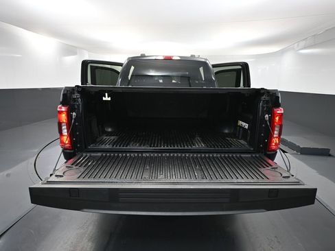 Used 2022 Ford F150 XLT w/ Equipment Group 301A Mid image 41