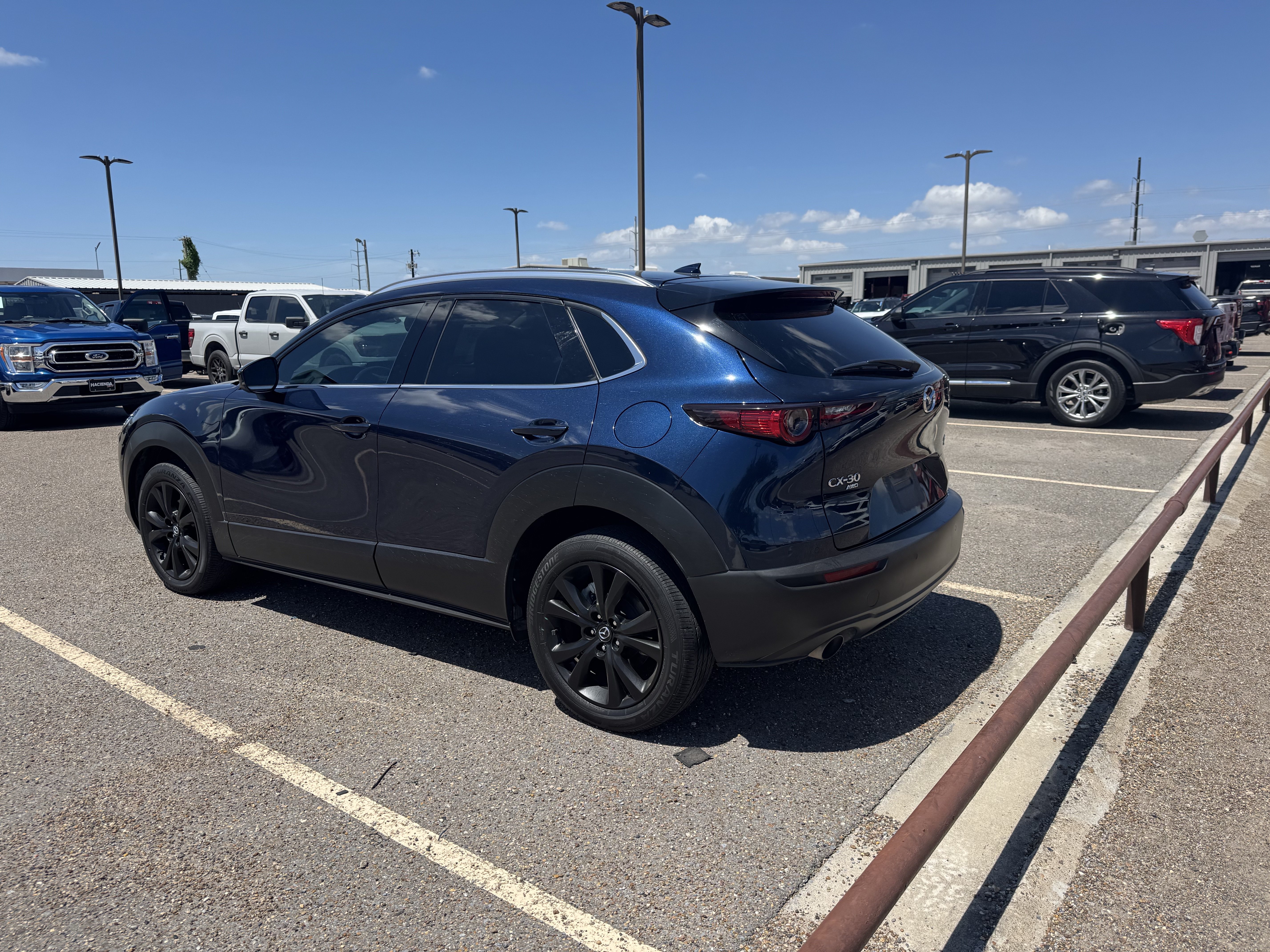 Used 2023 MAZDA CX-30 2.5 Turbo w/ Premium Plus Pkg AWD/4WD image 3
