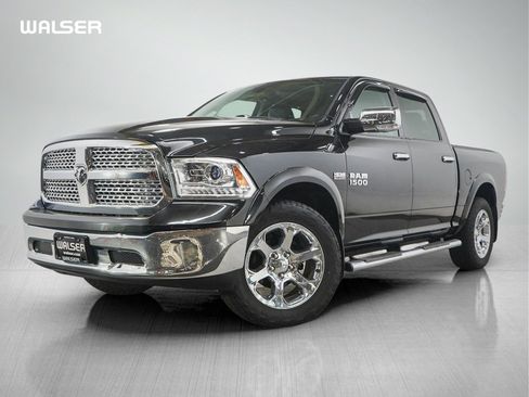Used 2017 RAM 1500 Laramie AWD/4WD image 1