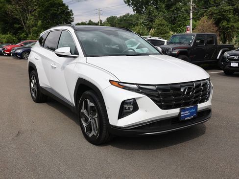 Certified 2023 Hyundai Tucson Limited w/ Cargo Package AWD/4WD image 1