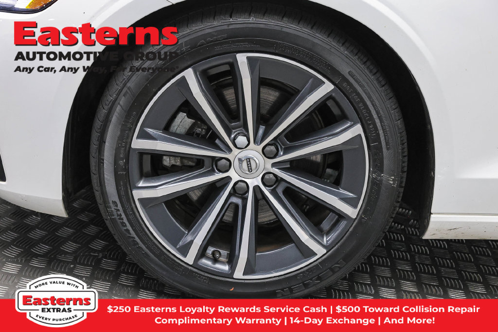 Used 2022 Volvo S60 B5 Inscription FWD image 33