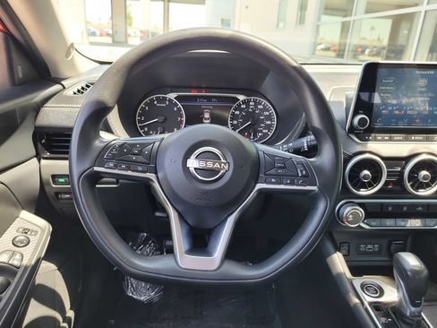 Used 2025 Nissan Sentra SV FWD image 18
