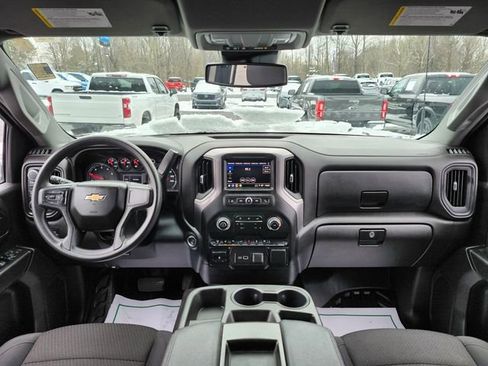 Used 2024 Chevrolet Silverado 3500 W/T image 13