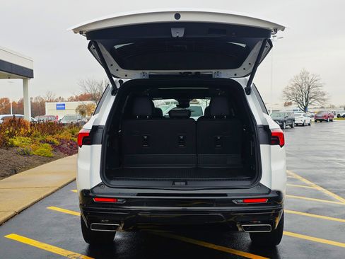 New 2026 Buick Enclave Sport Touring w/ Super Cruise Package image 8