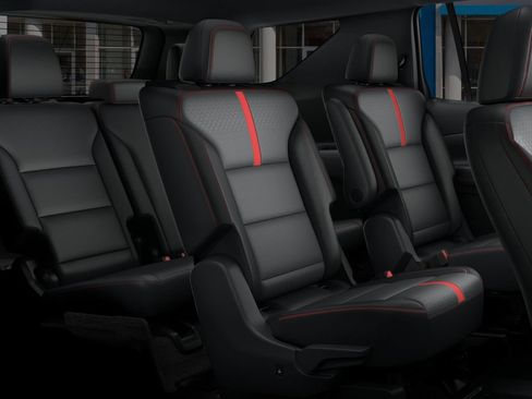 New 2026 Chevrolet Traverse RS w/ LPO, Floor Liner Package FWD image 10