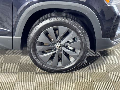 Used 2022 Volkswagen Taos S w/ IQ Drive S Package image 22