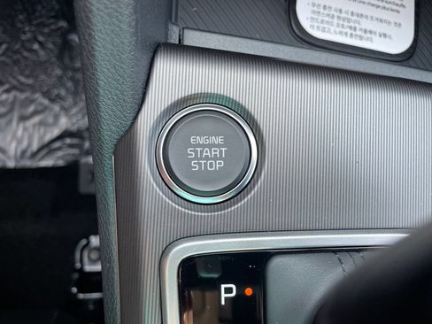 New 2026 Kia Sportage EX FWD image 22