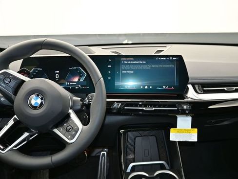 New 2025 BMW X1 xDrive28i w/ Technology Package image 14