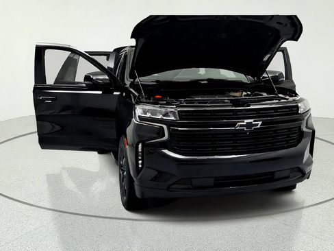 Certified 2023 Chevrolet Tahoe RST w/ Luxury Package AWD/4WD image 15