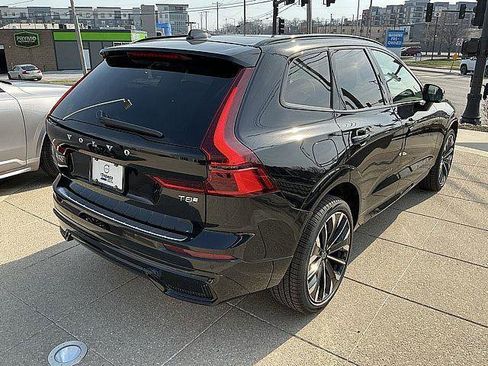 New 2026 Volvo XC60 T8 Ultra w/ Protection Package Premier AWD/4WD image 6