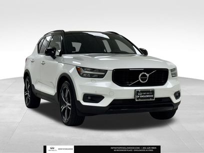 Used 2021 Volvo XC40 T5 R-Design w/ Advanced Package