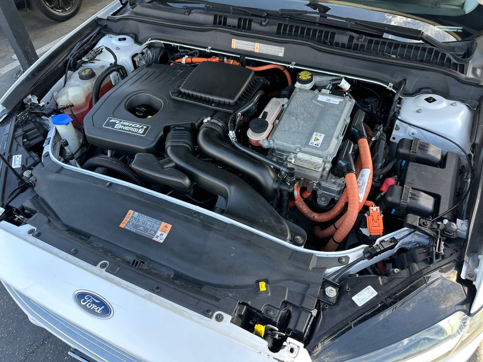 Used 2016 Ford Fusion Energi SE FWD image 30