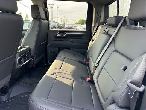 New 2025 GMC Sierra 2500 SLT w/ SLT Premium Package image 20