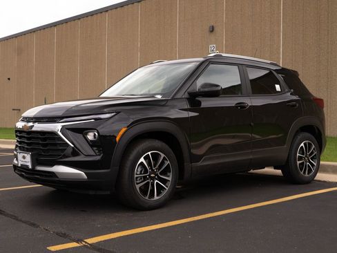 New 2026 Chevrolet TrailBlazer LT w/ Driver Confidence Package image 4