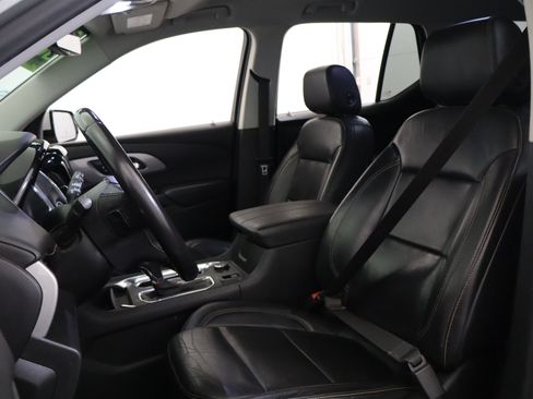 Used 2020 Chevrolet Traverse LT w/ LT Premium Package FWD image 20