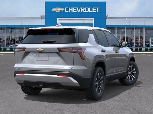 New 2027 Chevrolet Equinox LT w/ Convenience Package II FWD image 4