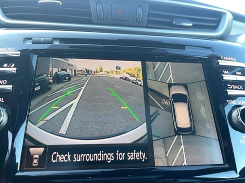 Used 2023 Nissan Murano SL w/ SL Moonroof Package image 11