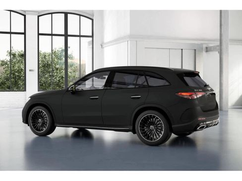 Used 2025 Mercedes-Benz GLC 300 image 60