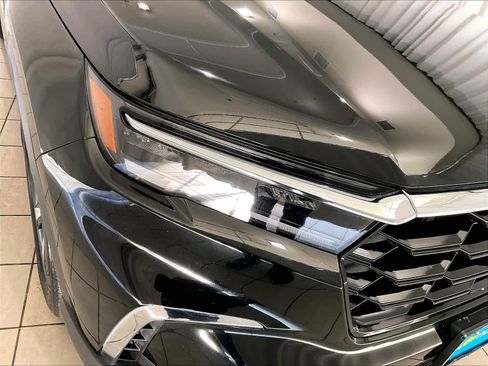 Used 2023 Honda Pilot Touring image 34