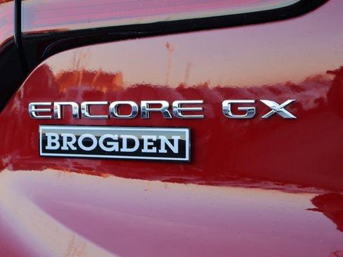 New 2026 Buick Encore GX Sport Touring image 17