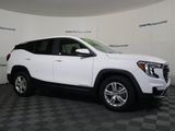 Used 2023 GMC Terrain SLE image 4