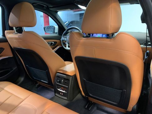 Used 2023 BMW 330i xDrive 330i xDrive Sedan w/ Driving Assistance Package image 51