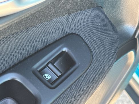 Used 2021 Jeep Renegade Latitude AWD/4WD image 30
