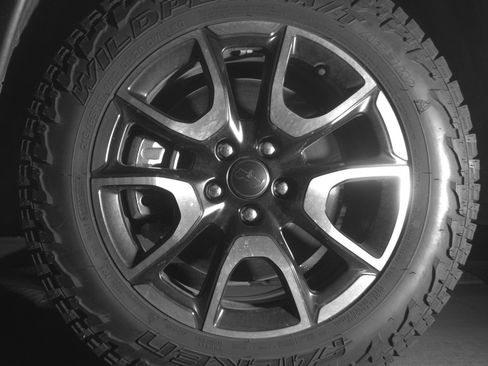 Used 2025 Jeep Compass Trailhawk image 12