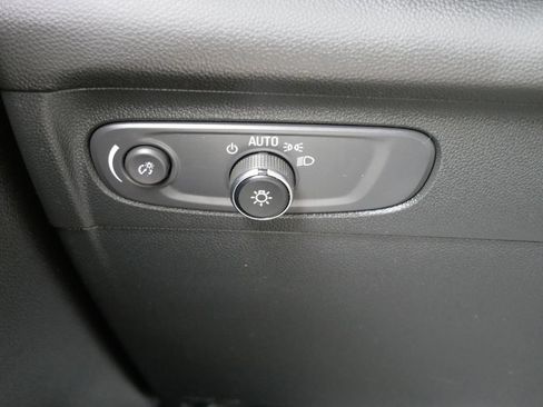 Used 2023 Buick Envision Preferred w/ Sport Touring Package AWD/4WD image 29