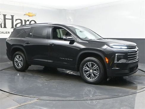 New 2026 Chevrolet Traverse LT w/ Driver Confidence Package image 6