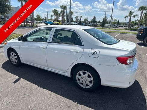 Used 2013 Toyota Corolla L FWD image 3
