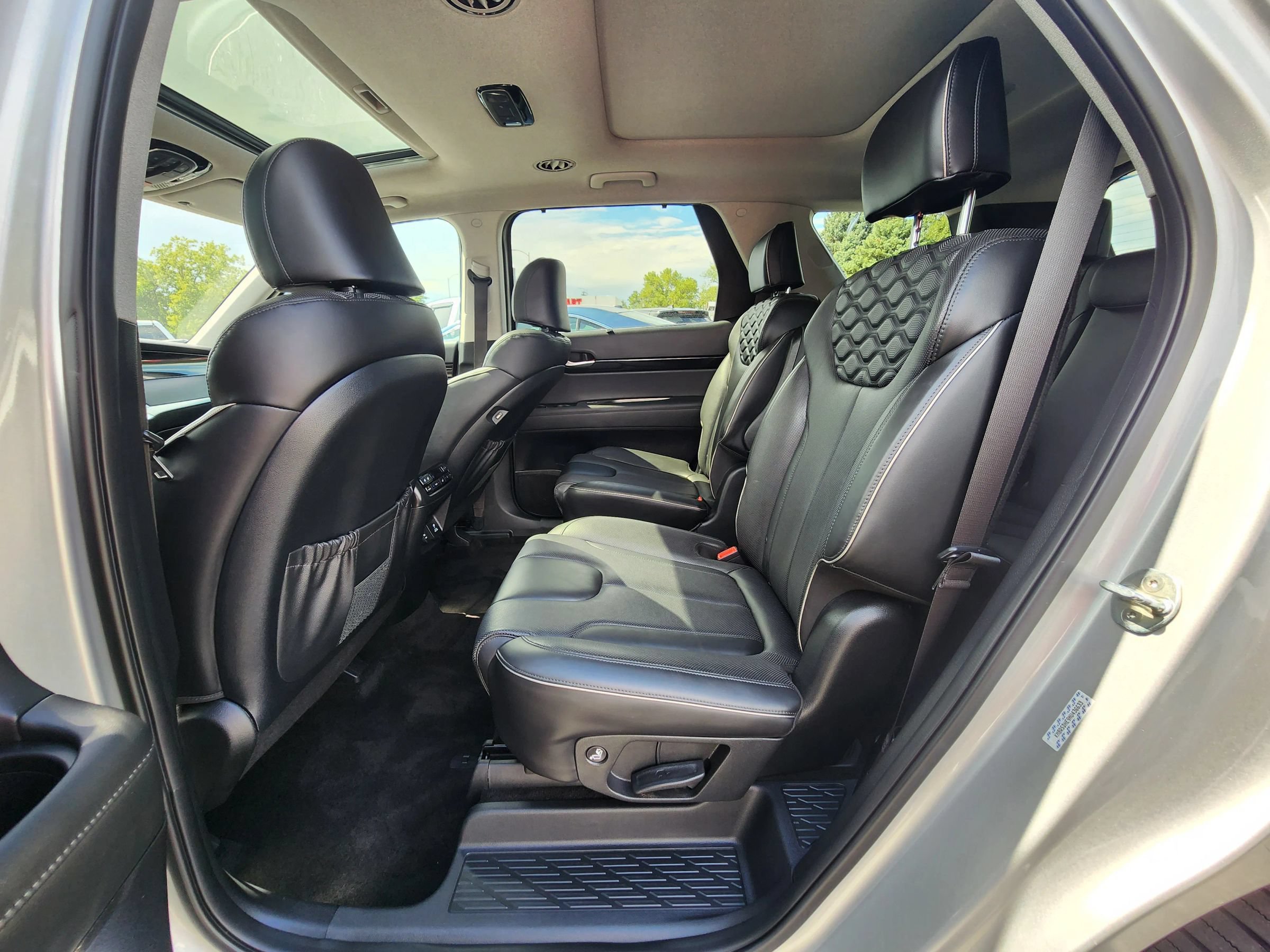 Used 2022 Hyundai Palisade Limited AWD/4WD image 20