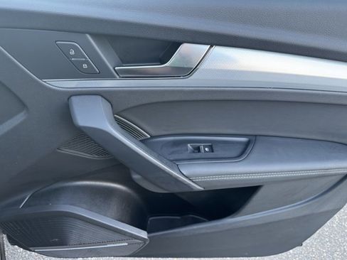 Certified 2024 Audi Q5 2.0T Premium Plus w/ Premium Plus Package image 29