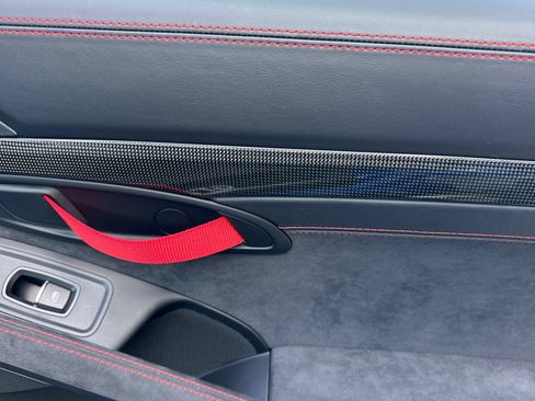Certified 2019 Porsche 911 GT2 RS RWD image 18