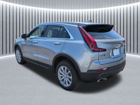 Certified 2023 Cadillac XT4 Luxury w/ Cold Weather Package AWD/4WD image 9