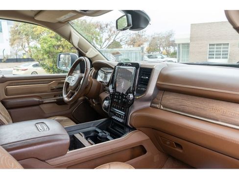 Used 2020 RAM 1500 Limited image 32