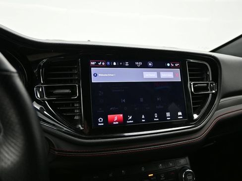 Used 2025 Dodge Durango GT AWD/4WD image 12