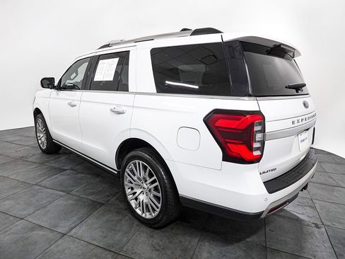 Used 2024 Ford Expedition Limited image 4