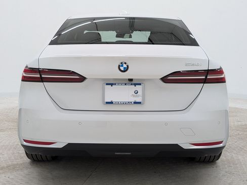 New 2026 BMW 530i RWD image 10