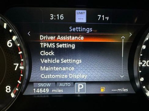 Used 2023 Nissan Armada Platinum w/ Captain's Chairs Package image 6