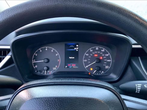 Used 2025 Toyota Corolla LE FWD image 23
