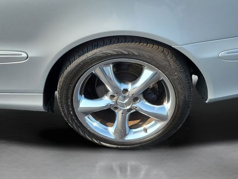 Used 2006 Mercedes-Benz CLK 350 Cabriolet image 28