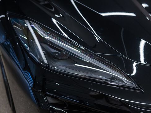 Used 2026 Chevrolet Corvette E-Ray w/ Stealth Interior Trim Package AWD/4WD image 9