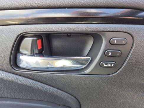 Used 2022 Honda Pilot Black Edition image 17