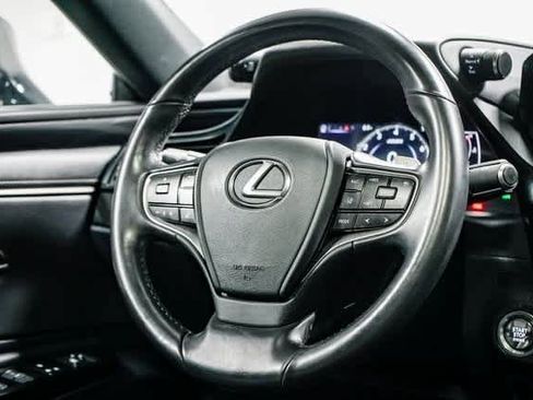 Used 2025 Lexus ES 350 image 15
