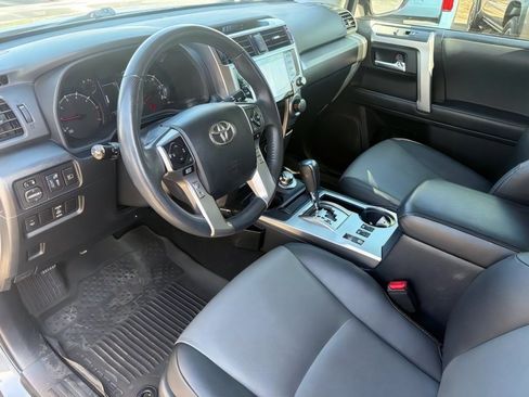 Used 2021 Toyota 4Runner SR5 Premium AWD/4WD image 11